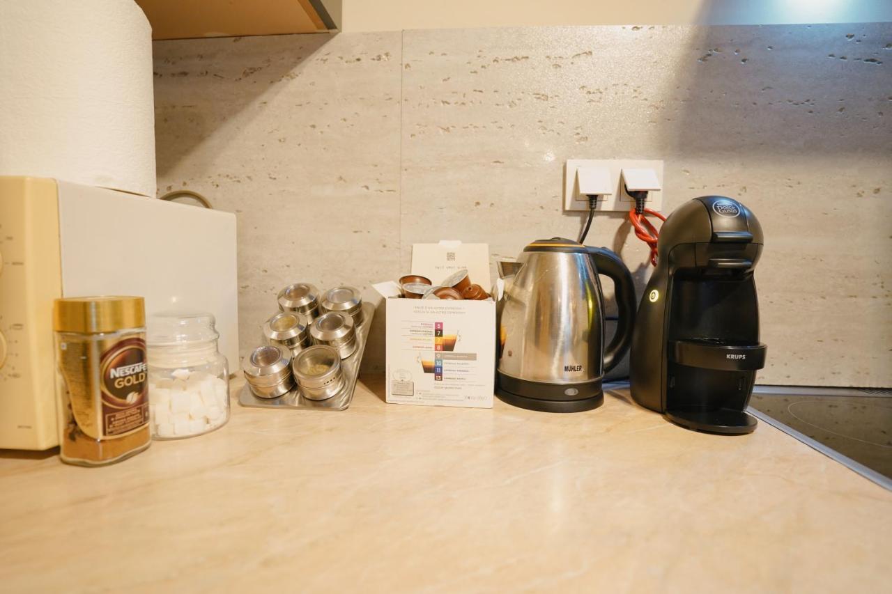 Siera'S Penthouse Apartman Pristina Kültér fotó