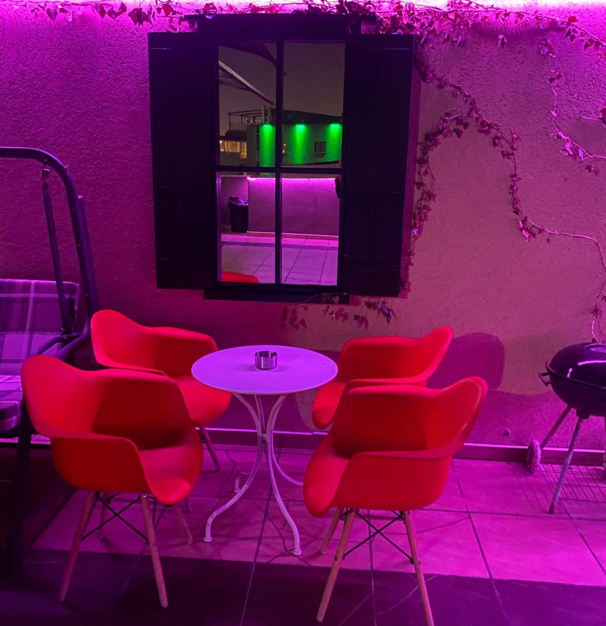 Siera'S Penthouse Apartman Pristina Kültér fotó
